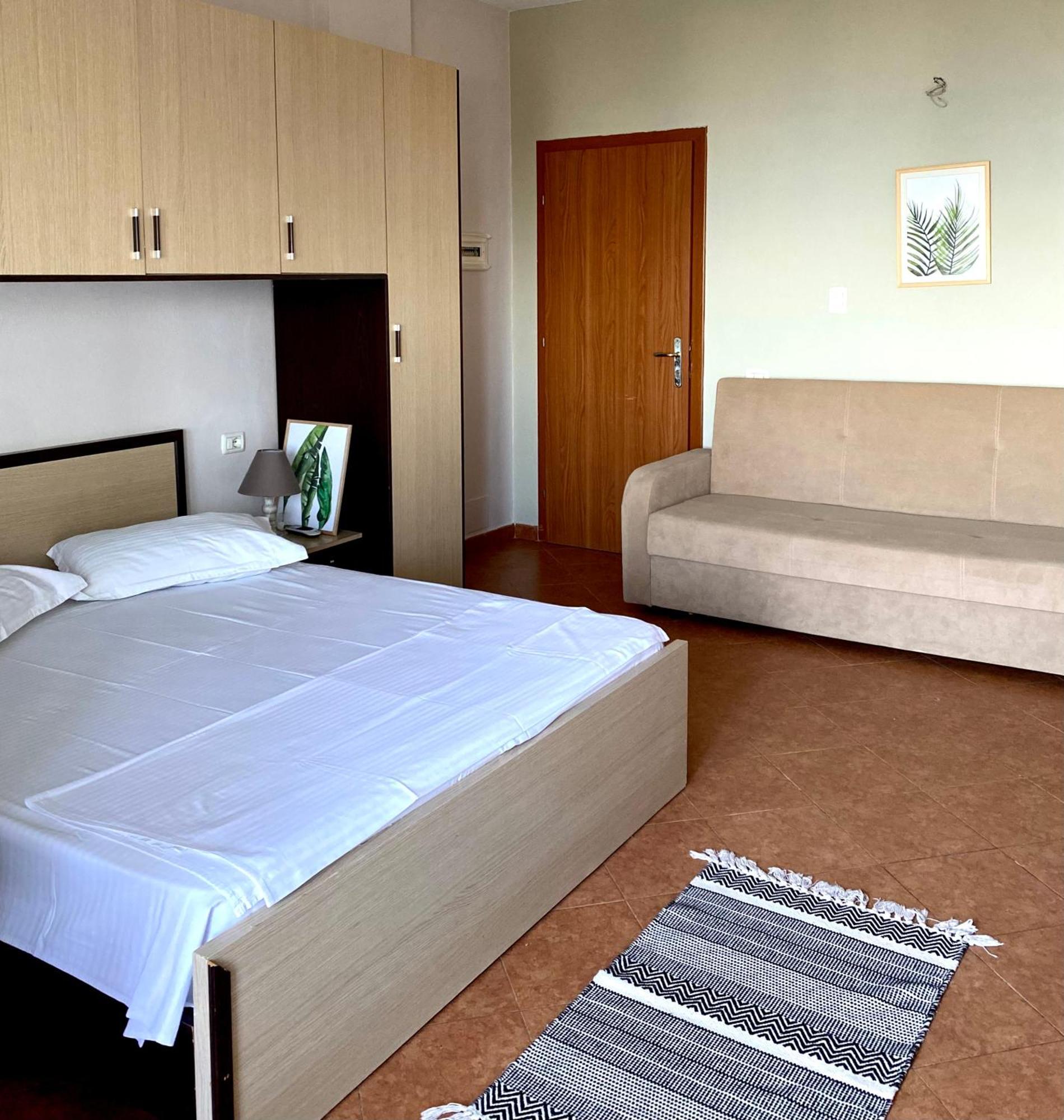 Memory Apartments Durrës Eksteriør billede